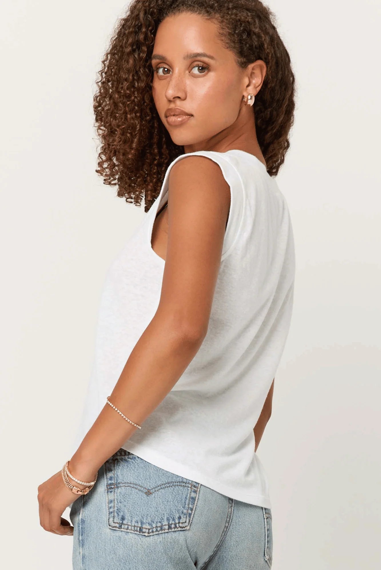 Rue V - neck Tank - happenstance.