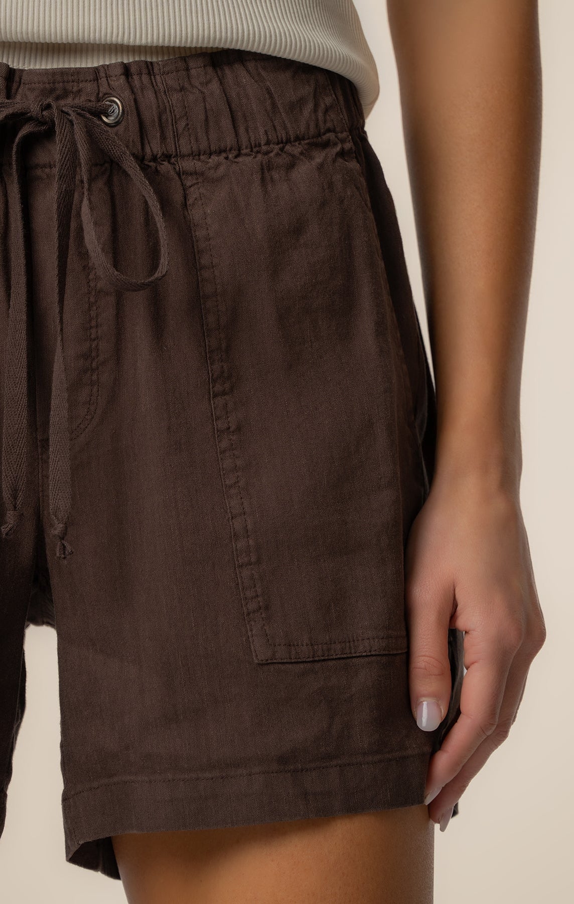 KUT from the Kloth - Katana High Rise Short - Chocolate - happenstance.