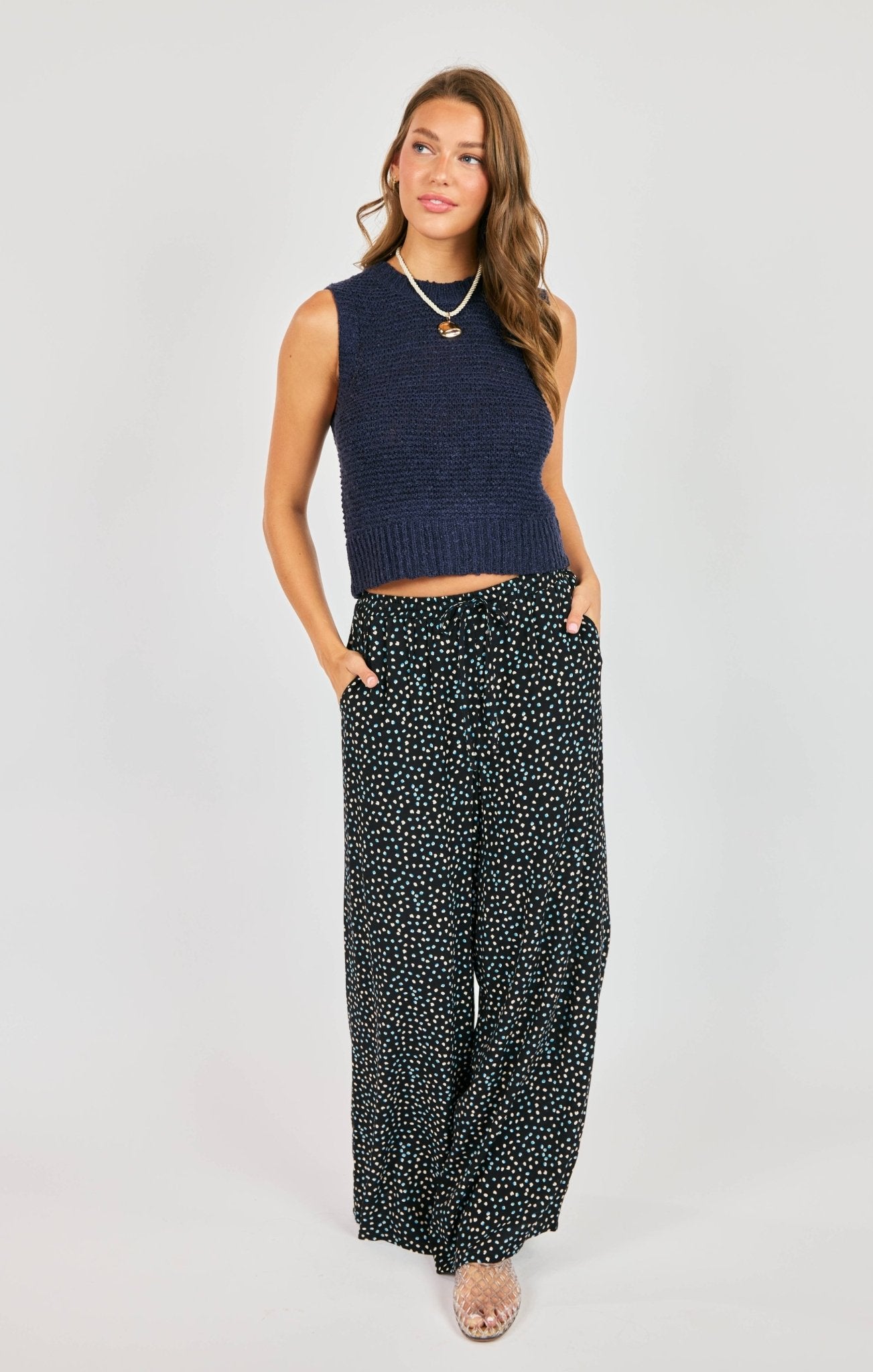 Tegan Textured Knit Sweater Vest - happenstance.