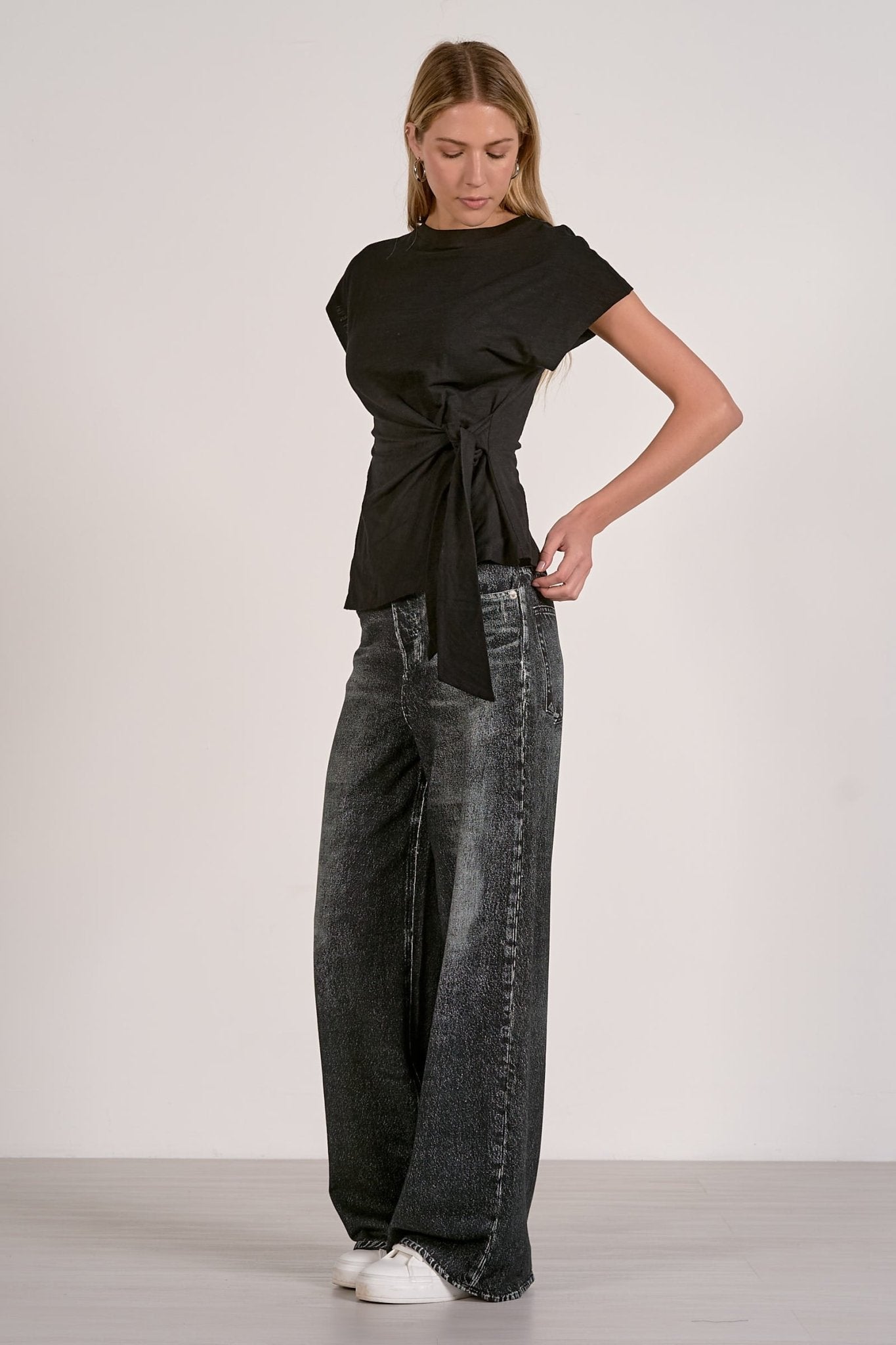 Jayna Wrap Front Top - happenstance.