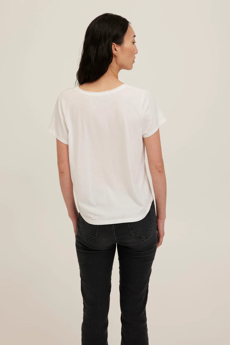 Flora U - Neck Tee - happenstance.