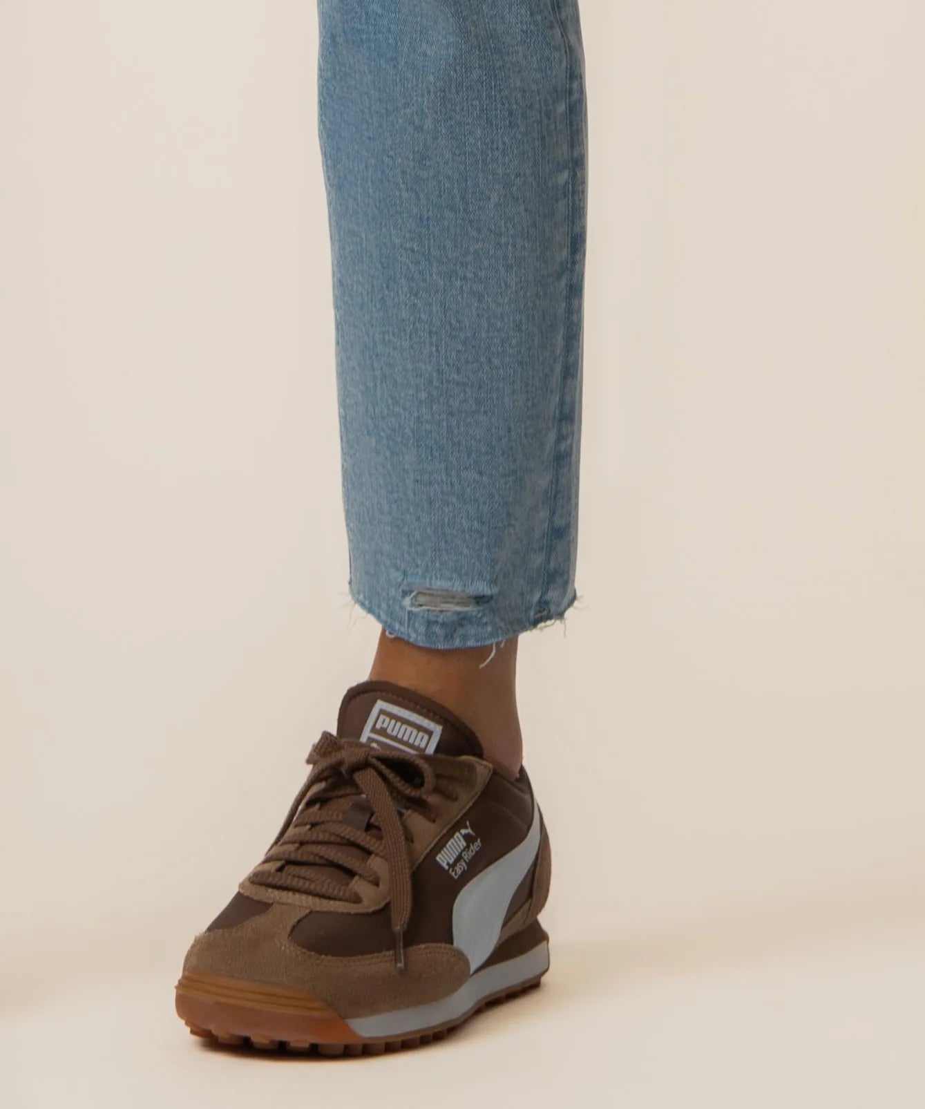 KUT from the Kloth - Rachael High Rise Fab Ab Mom Raw Hem - Performance - happenstance.