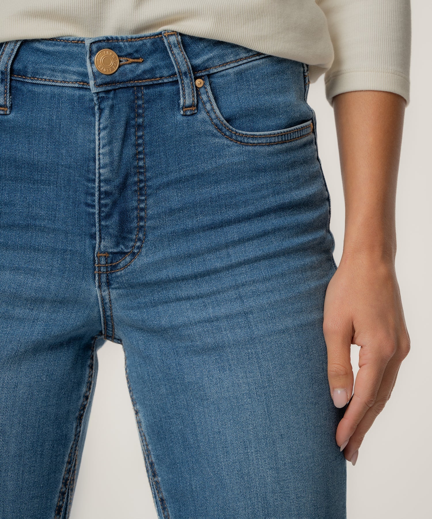 KUT from the Kloth - Kelsey High Rise Fab Ankle Flare - Sentiment - happenstance.