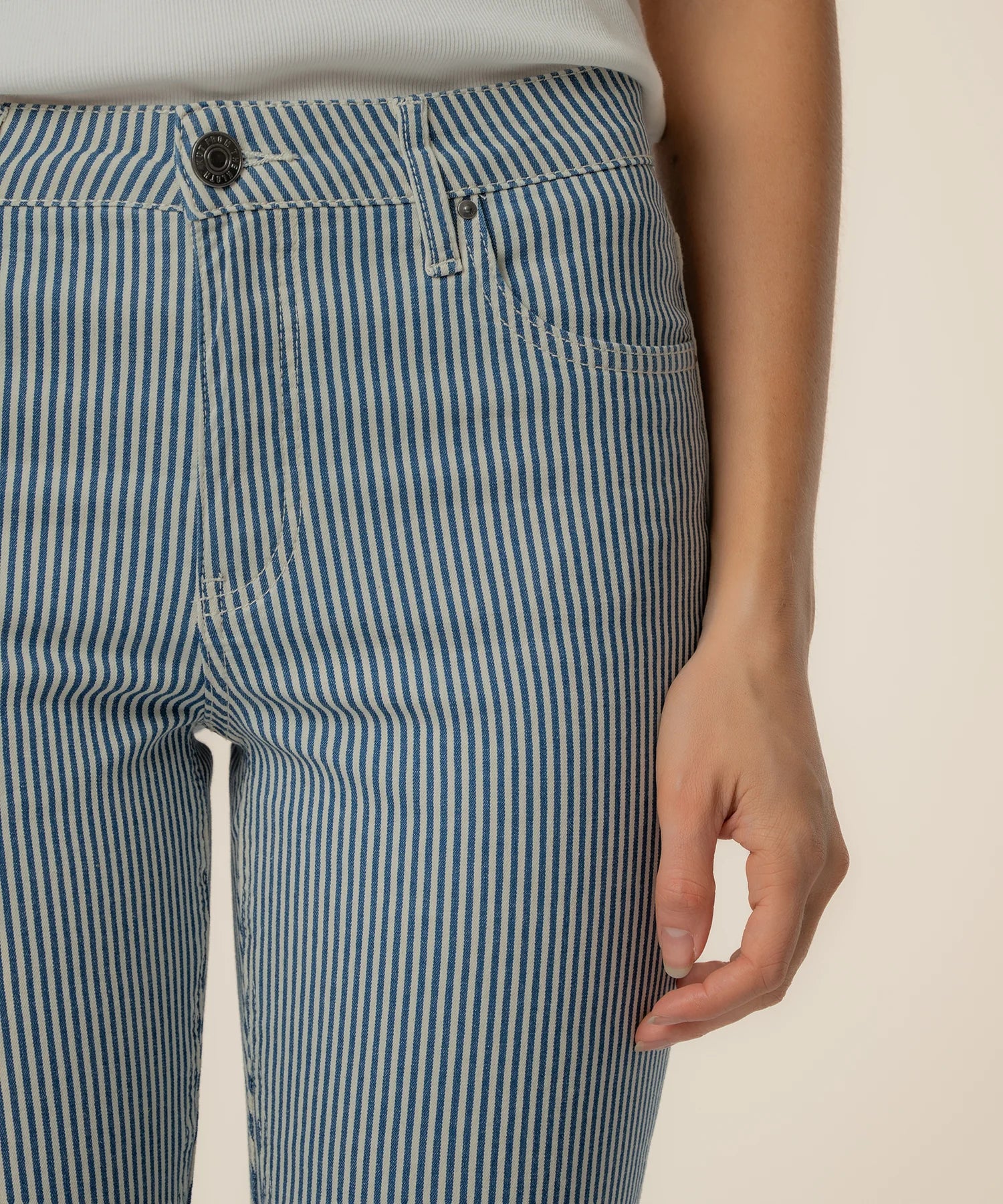 KUT from the Kloth - Kelsey High Rise Ankle Flare - Navy/Ivory - happenstance.