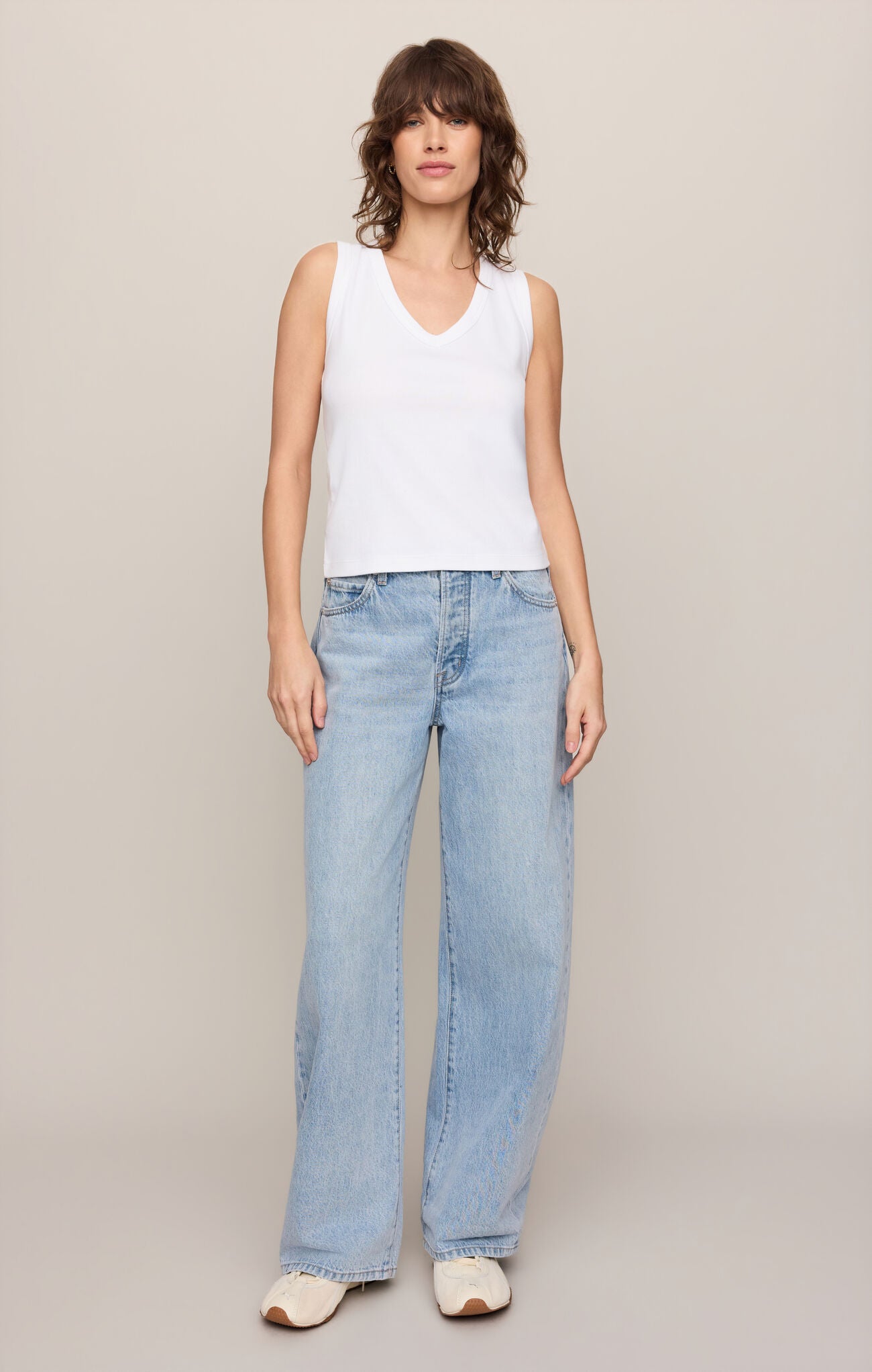 Z Supply - Ellie V Neck Tank - White - happenstance.