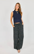 Tegan Textured Knit Sweater Vest - happenstance.