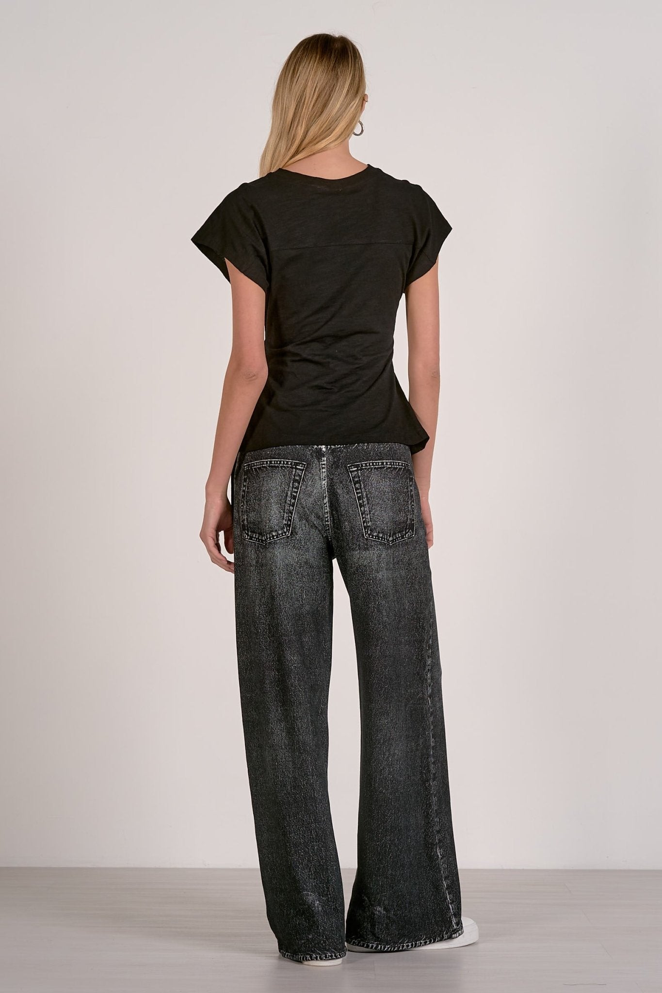 Jayna Wrap Front Top - happenstance.