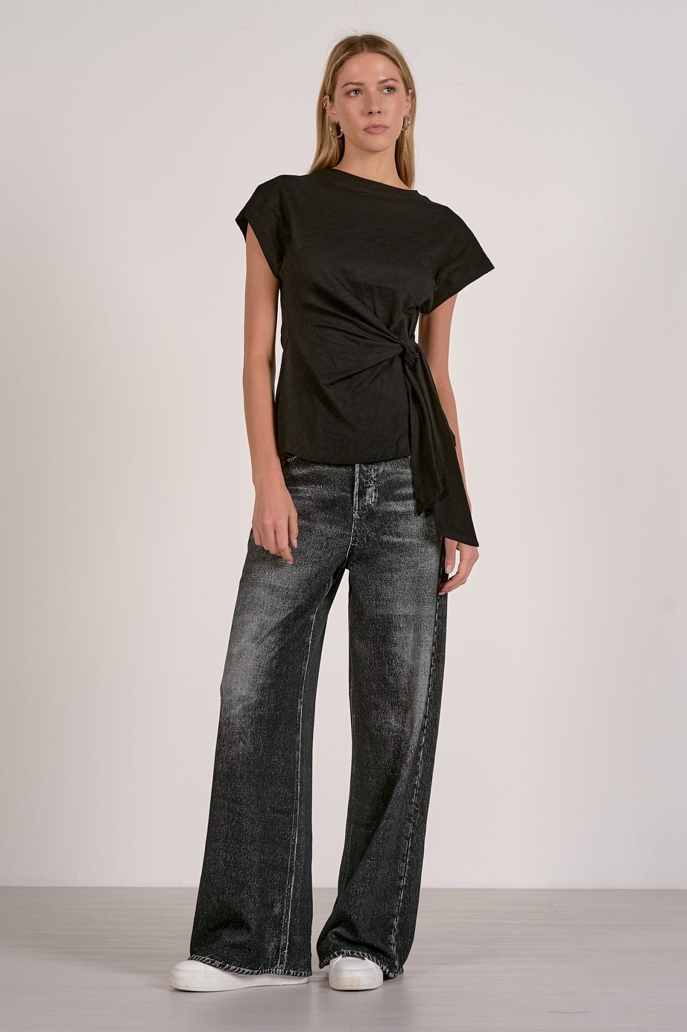 Jayna Wrap Front Top - happenstance.